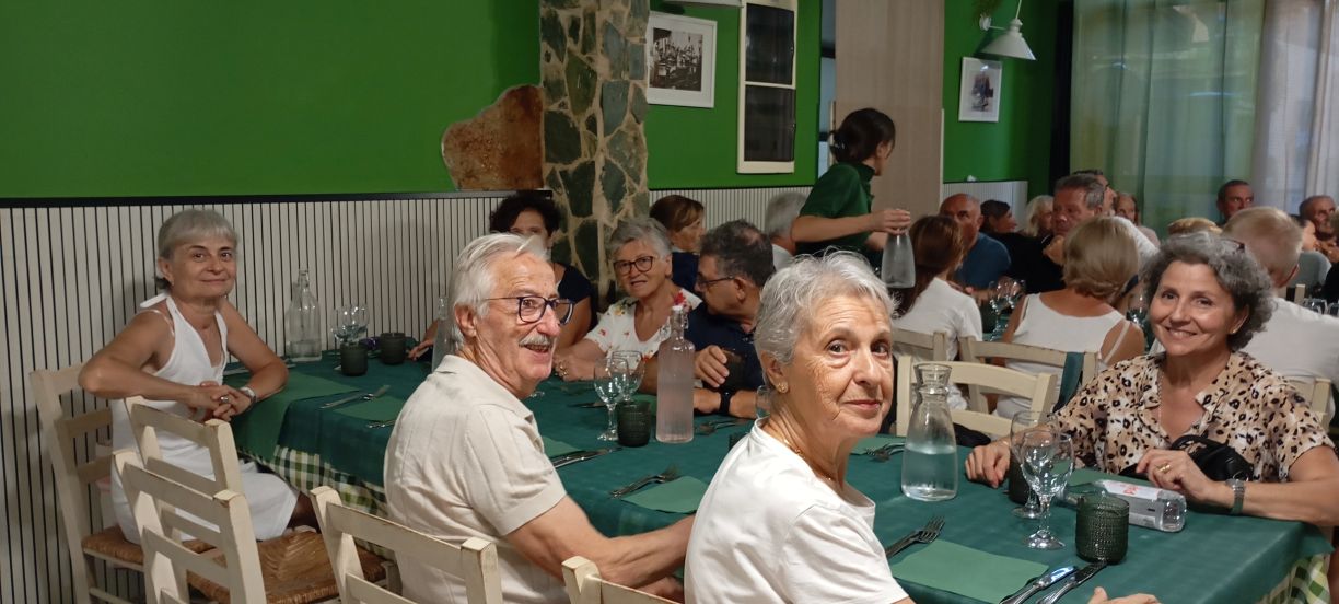 Gruppo a tavola 1